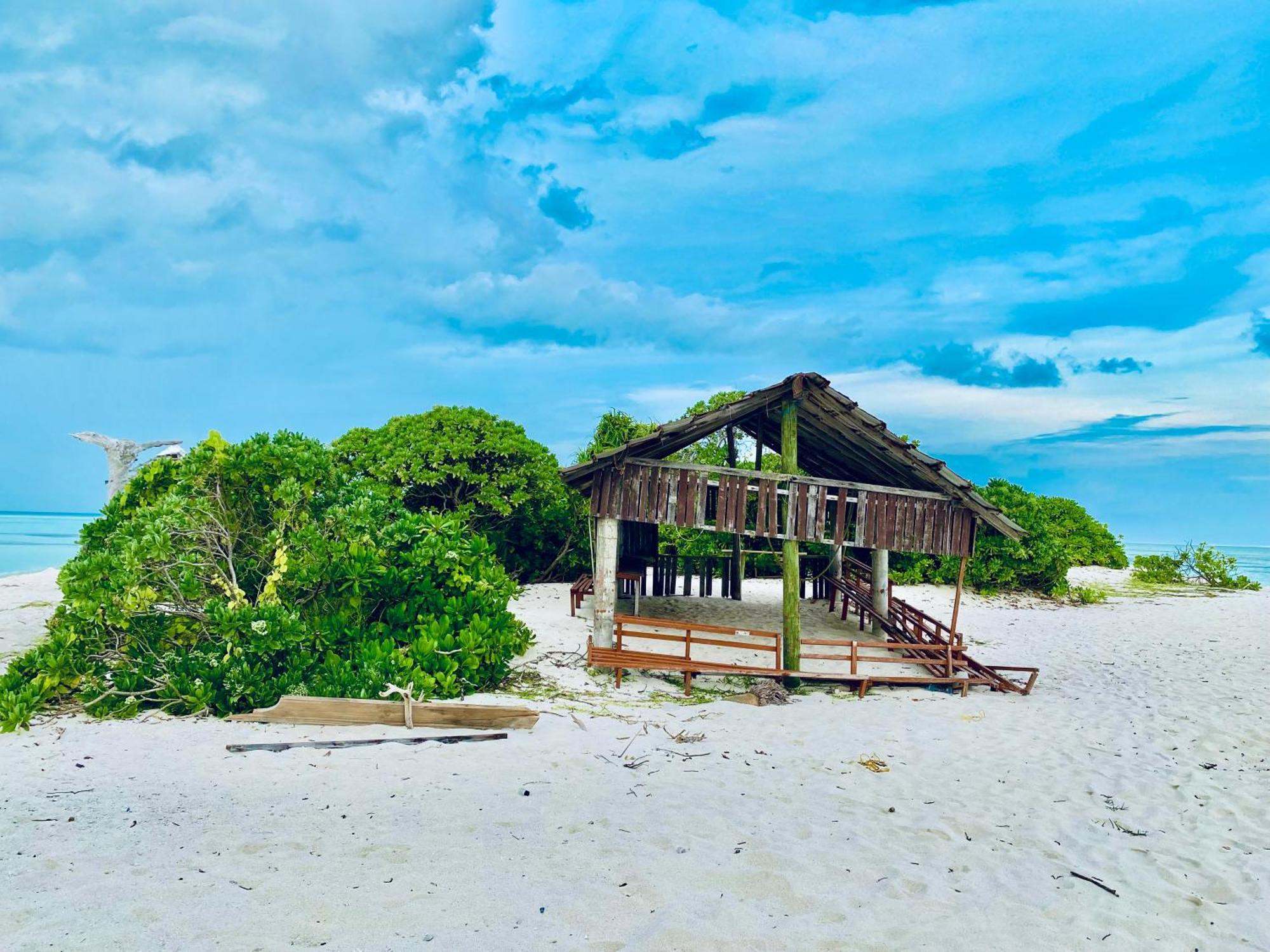 Oasis Village Fenfushi, Maldives Bagian luar foto